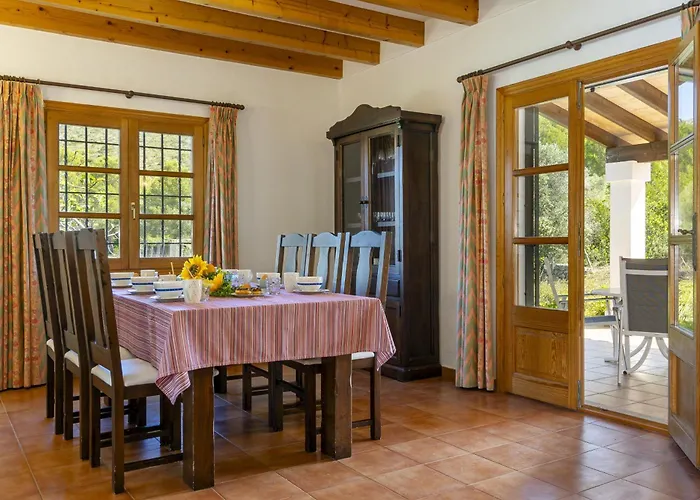 Villa Seguinot By Homevillas360 *