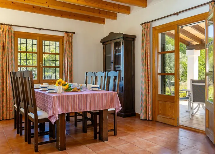 Villa Seguinot By Homevillas360