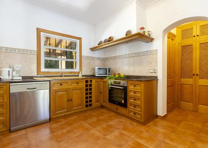 Seguinot By Homevillas360 Villa *